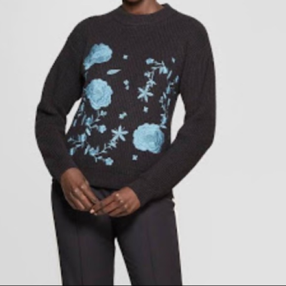 Who What Wear Floral Embroidered Sweater M